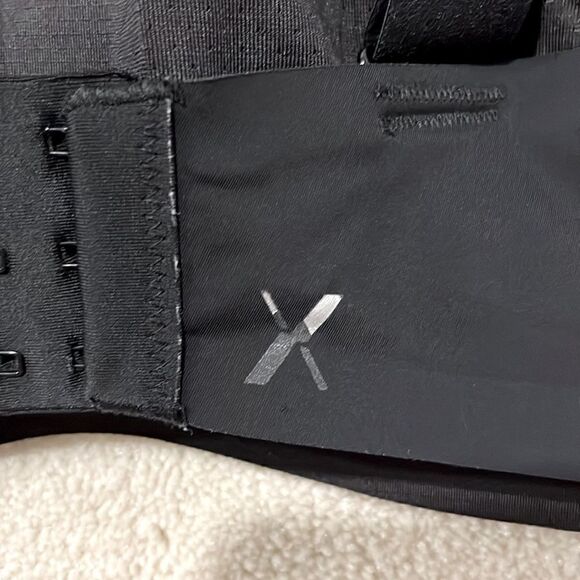 KNIX-V-neck-Evolution-Bra-Wide-Straps-Black Sz-6+ - Picture 3 of 5